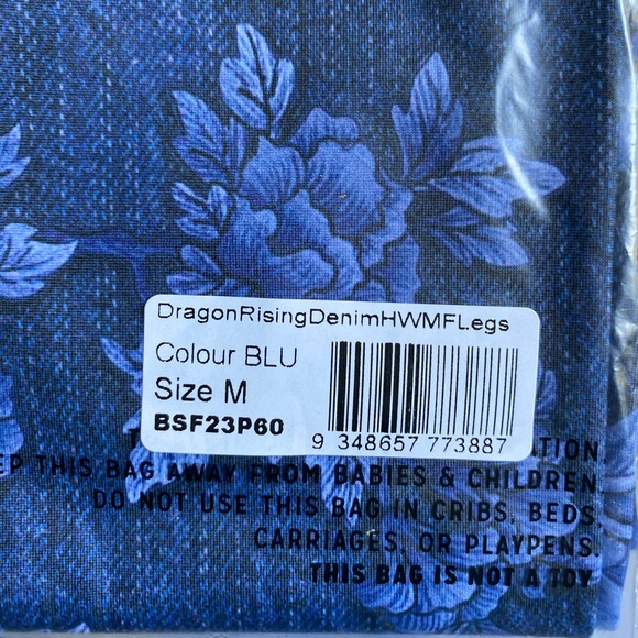 Blackmilk “DRAGON RISING DENIM HWMF LEGGINGS - LIMITED” Size Medium M NWT - Picture 13 of 16